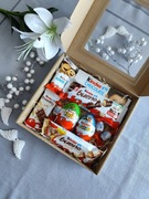 Box prezentowy Kinder, zestaw słodyczy