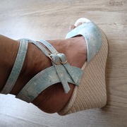 Eleganckie pantofle/ sandały na koturnie i platformie r 38 stan idealny 