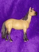 Schleich - mustang klacz z 2015
