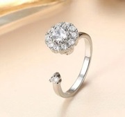 Pierścionek antystresowy otwarty regulowany kręci się + pudełko