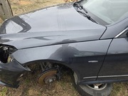 Błotnik lewy przód Mercedes w207 kod lakier. 755