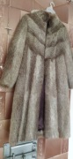 Prawdziwe futro z nutrii płaszcz 