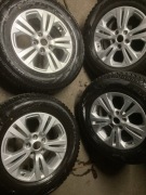 Felgi 5 114.3. KIA SPORTAGE.Bardzo dobry stan.Opony 8.5 mm