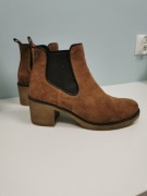 Botki półbuty skórzane karmelowe Lasocki 41