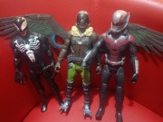 Zestaw 3 figurek bohaterów Venom Antman i inny