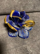 Porcelanowy świecznik róża 