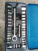 Sprzedam zestaw kluczy grzechotka+nasadki