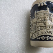 Stary niemiecki niebieski mini kufel Nürnberg  