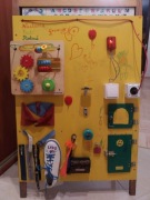 Tablica manipulacyjna / sensoryczna DIY