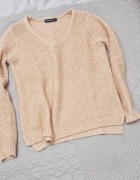 Sweter z cekinami