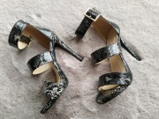 Vices DeeZee sandały na wysokim obcasie 37 wężowe