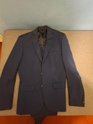 Garnitur męski marki KUBENZ, granatowy