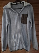 Szara Bluza z kapturem zapinana na suwak dla chłopca. 164. Akryl.