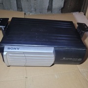 Samochodowa zmieniarka na 10 płyt CD Sony CDX-656