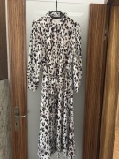 Sukienka w panterkę SOLAR