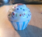 Metalowa puszka na muffinke w kształcie muffinki (61)