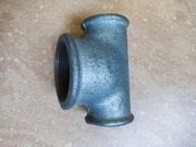Trójnik redukcyjny 1 x1 1/2 x 1 żeliwo ocynkowane