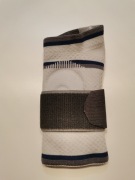 Orteza lewego nadgarstka firmy BORT 112920 M