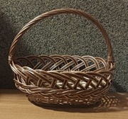 Mały koszyk wiklinowy