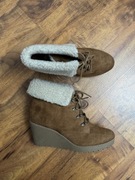 Botki na koturnie brązowe zimowe zamszowe buty New Look rozmiar 39