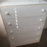 Biała komoda z 5 szufladami 76 x 50 x 106 Warszawa Ursynów