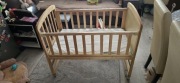 Kołyska, łóżko dla niemowląt