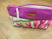 Kosmetyczka, angielska bawełna z printem łączona z sztruksem fuksja