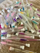 Szczoteczki w tubkach 50 sztuk 