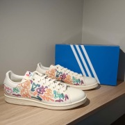 Adidas Stan Smith Pride r. 45 1/3 (29 cm) GX6394 White/Cream White