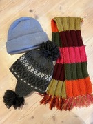 Czapki damskie kolorowy szalik Levis