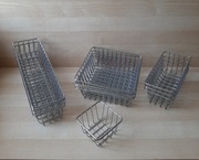 Zestaw organizeròw do szuflady na biurko chromowany metal 12 sztuk.