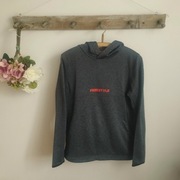 Ciepła bluza chłopięca z kapturem Destination Pepco r. 158/164 – jak nowa!