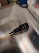 Kostka do ładowania z dwoma wejściami 