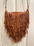 Torebka Mossimo boho z frędzlami – vintage vibe