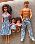 Komplet rodzina lalka typu Barbie (Diana) + Ken + dzieci LATA 90