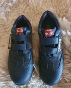 BUTY GRANATOWE CAMPER