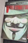 V for Vendetta z rysunkiem Loyda