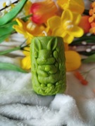 Piękna ręcznie robiona Wielkanocna świeca sojowa 