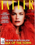 TATLER 10/2023 Ruth Wilson Royals prestiż luksus