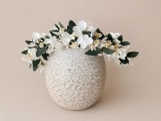 Wianek komunijny ze stabilizowanych kwiatów Miriel