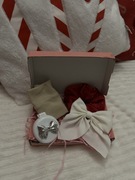 Świąteczny box z akcesoriami do włosów 