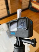 Zestaw GoPro Hero 12 Black/statywy/baterie/karty 128 GB/jak nowe