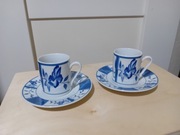 filiżanki z podstawkami