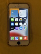 iPhone 7. 32GB,czarny tył,biały front.
