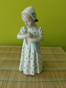 Dziewczynka z lalką B&G