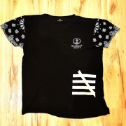 Unikalna koszulka Maverick Inside – modny design, stan idealny!