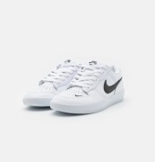 Nike SB Force 58PRM L 40