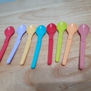 Tupperware łyżeczki  do karmienia  8 sztuk