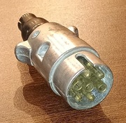 Wtyczka do przyczepki 7 bolców - używana, stan BDB.