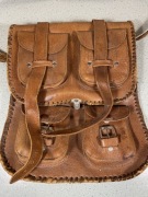 Elegancka skórzana torba z kieszeniami na ramię